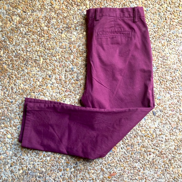 Old Navy Ultimate Slim Khakis - Maroon - Picture 2 of 3